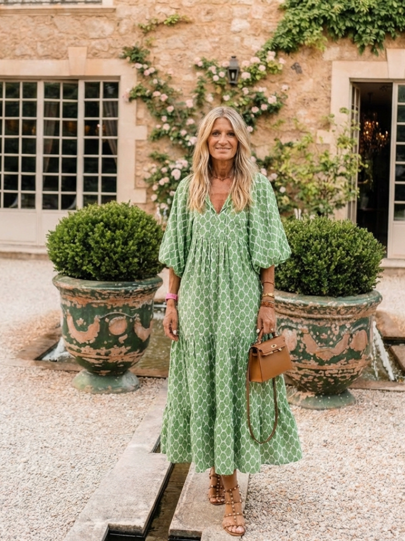 Céline | Midi ruha mintával, háromnegyedes ujjakkal és V-nyakkal