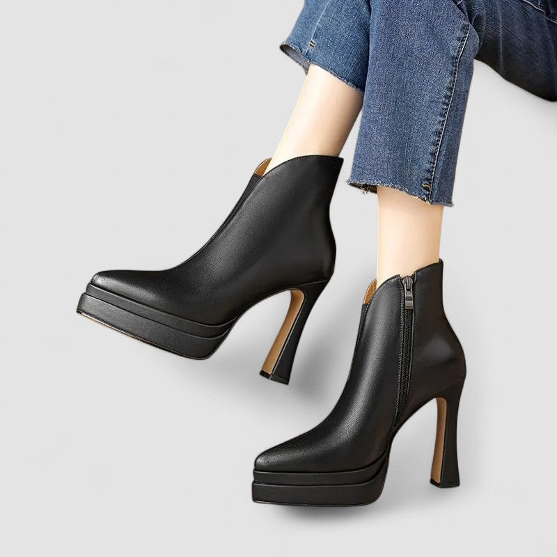 Vendeta - Retro stílusú csizmák modern csavarral