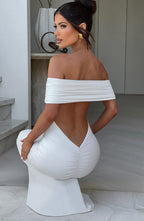Tindra | Elegáns hosszú Bardot ruha