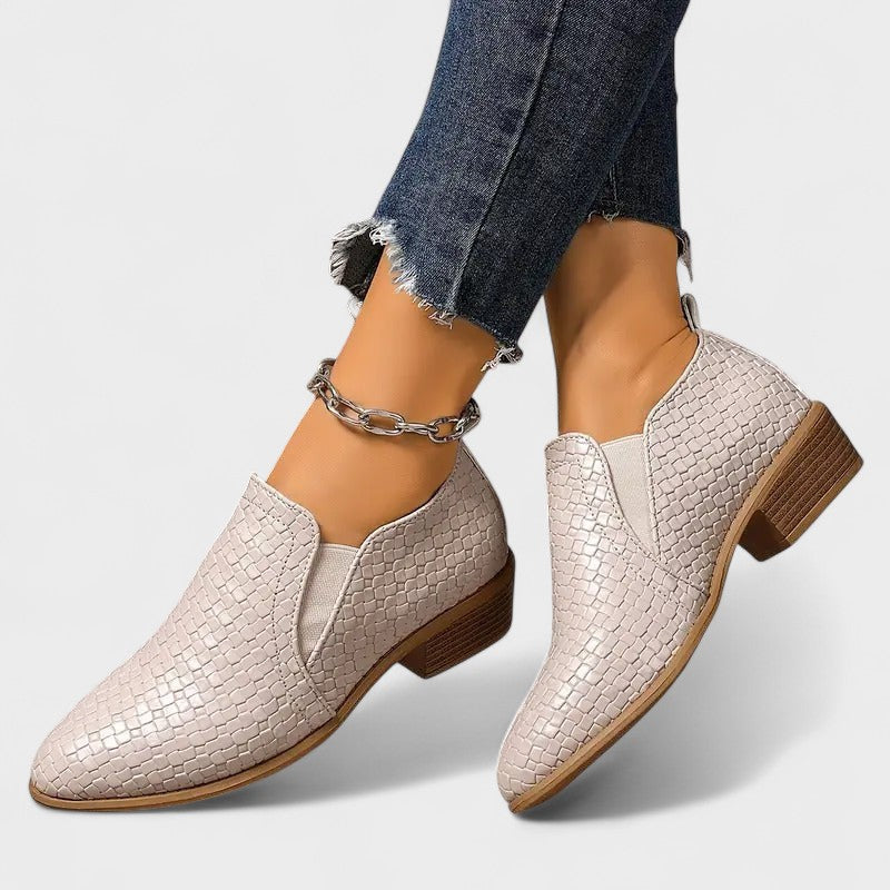 Tânia - Elegáns, hétköznapi cipők